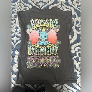 New never worn dumbo shirt